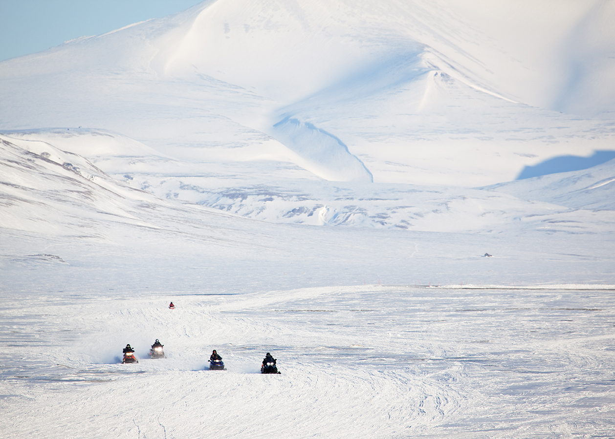 Snowmobile Tours - Svalbard